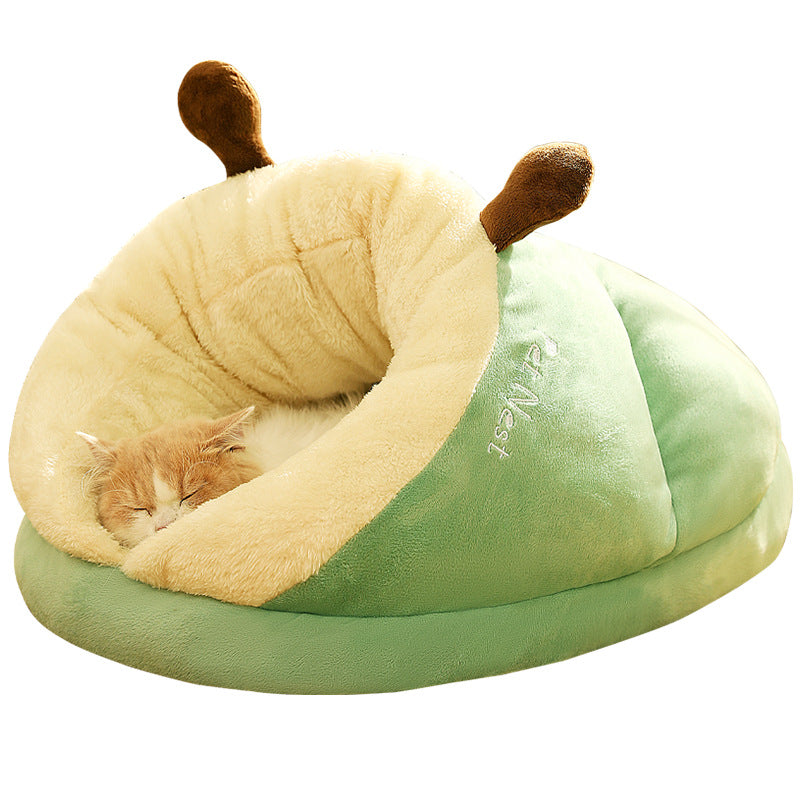 Cozy Winter Slipper Pet Bed
